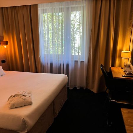 Amber Blue Wellness & Spa (Adults Only) Карвиа Экстерьер фото