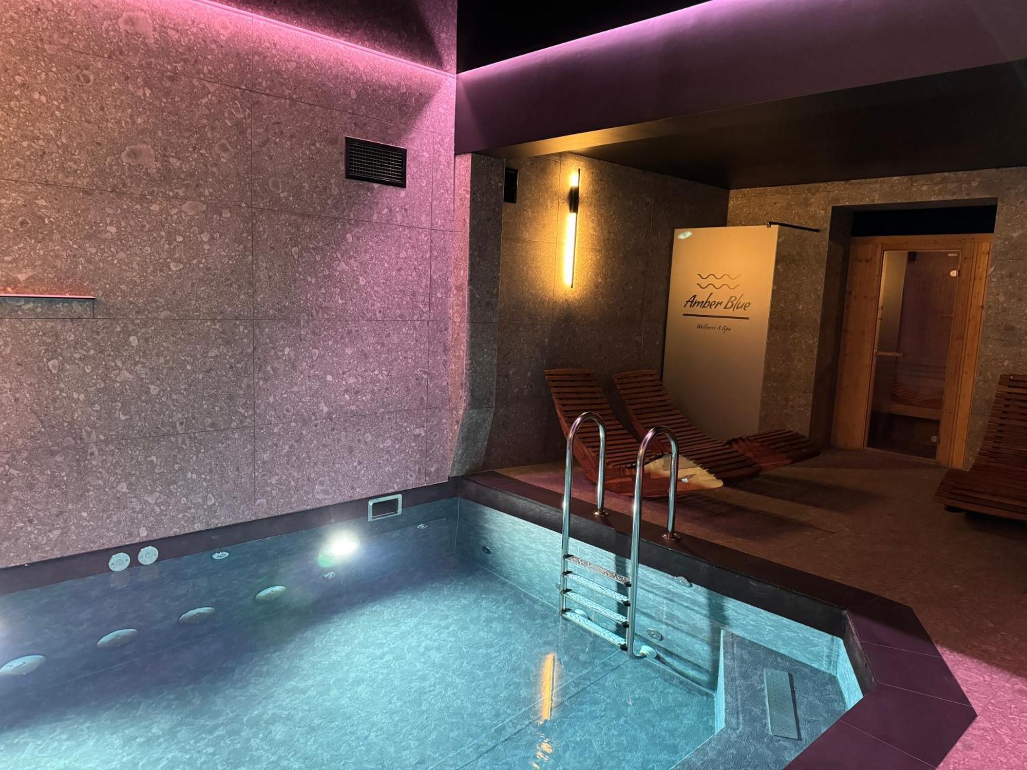 Amber Blue Wellness & Spa (Adults Only) Карвиа Экстерьер фото